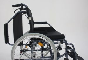 T700